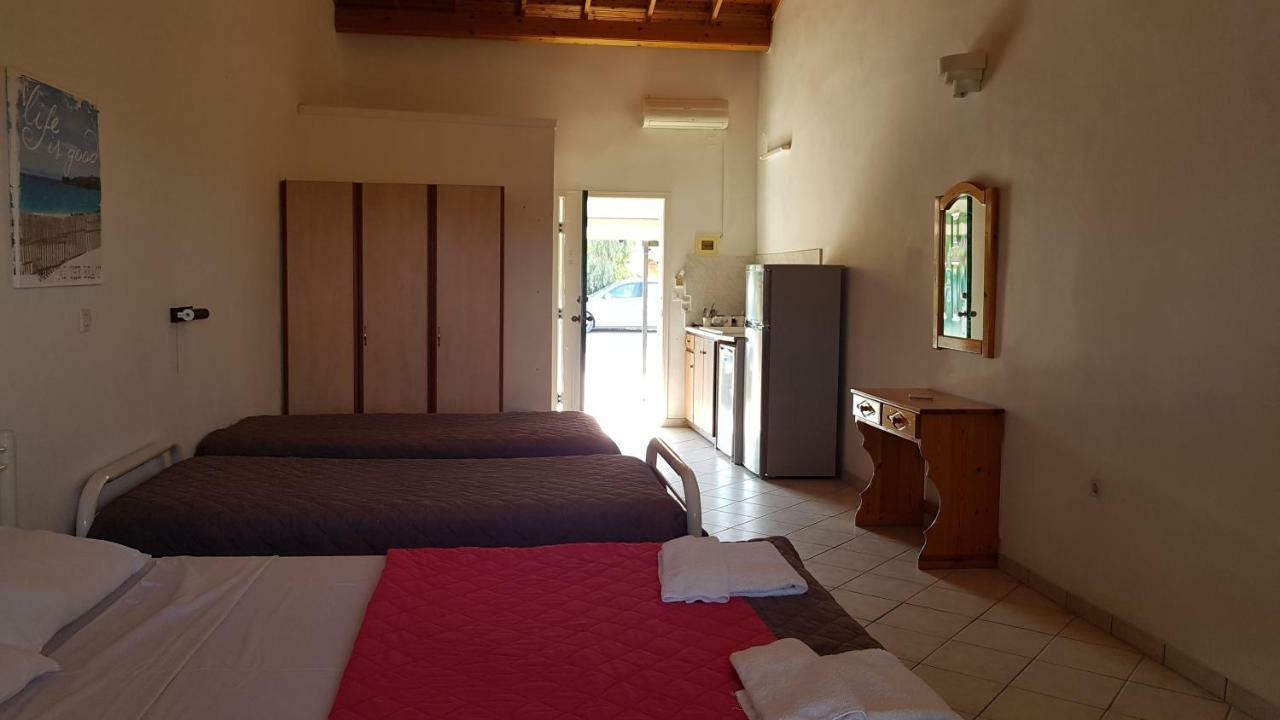 Aparthotel Gardenos 3*