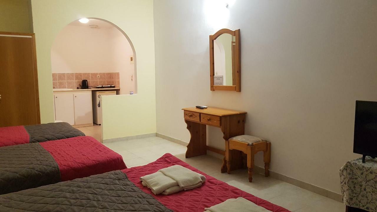 Aparthotel Gardenos 3*