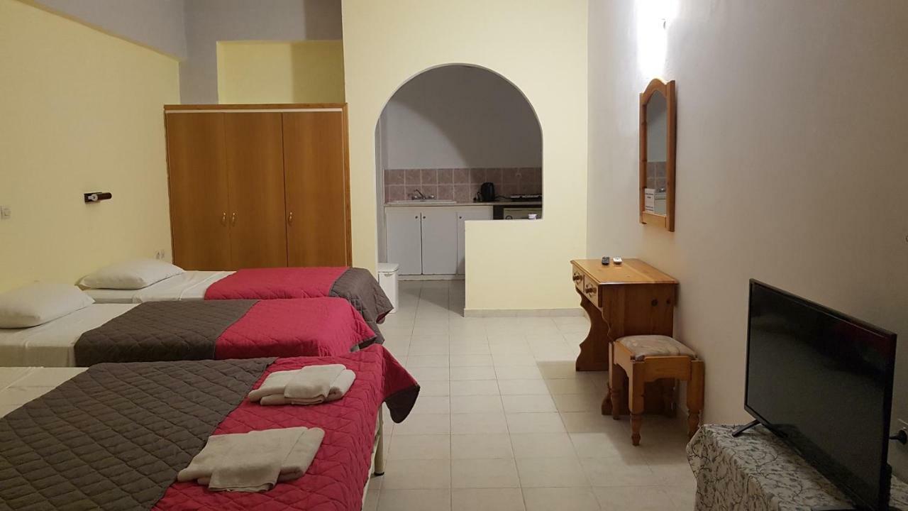 Gardenos Aparthotel 3*